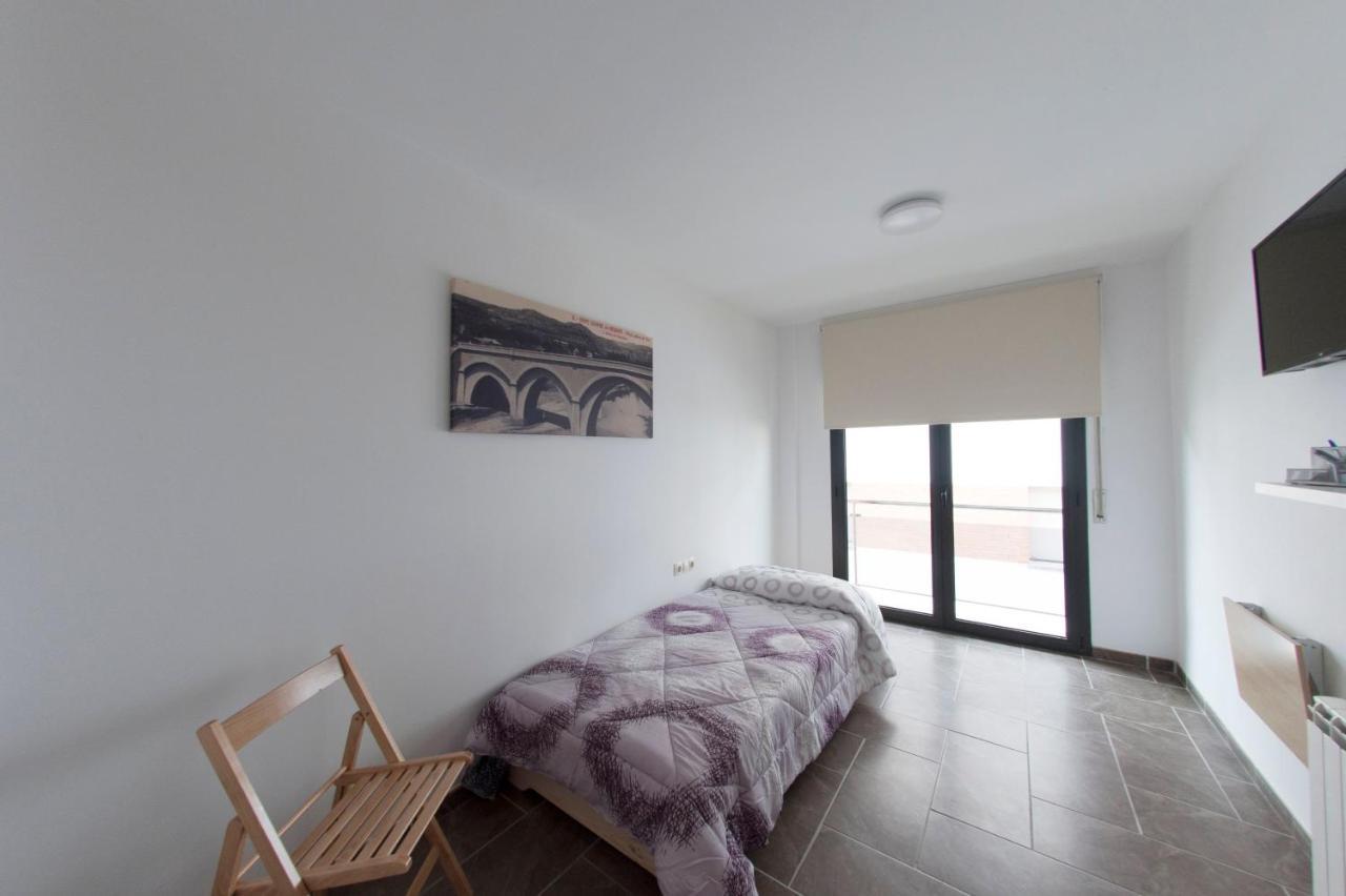 Apartament Bisaura De Ter Сант-Кирсе-де-Бесора Экстерьер фото